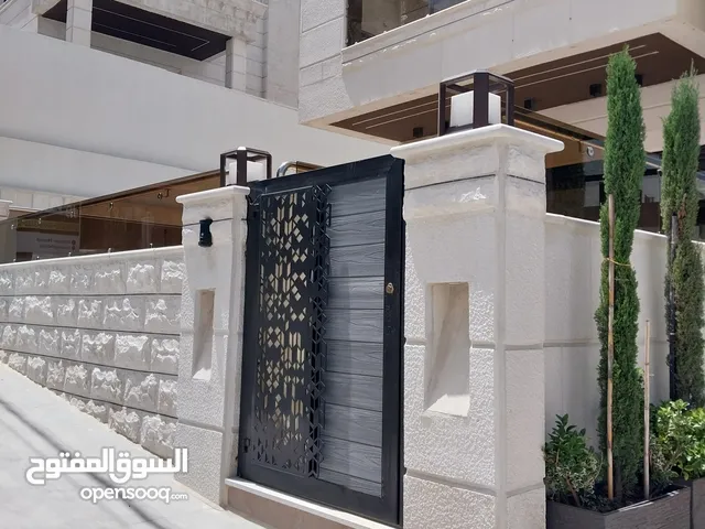235m2 4 Bedrooms Apartments for Sale in Amman Airport Road - Manaseer Gs