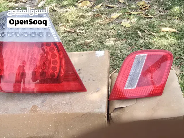 اضوايه خلفيه حق بي ام دبليو E46