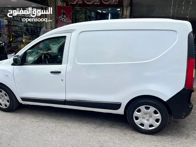 فان رينو دوكر 2020 - VAN للبيع نظيفة
