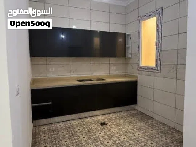 3 Bedrooms Townhouse for Rent in Tripoli Abu Saleem