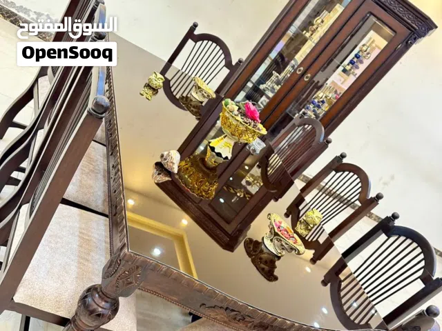 كنب مع سفره