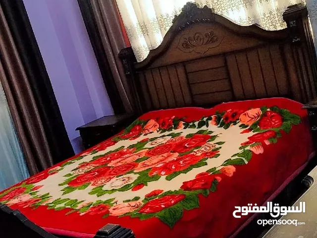 غرفة نوم خشب ممتاز مستعملة بحالة الجديد