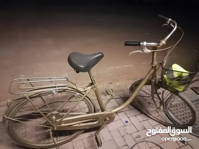 دراجة هوائية بحاله جيده