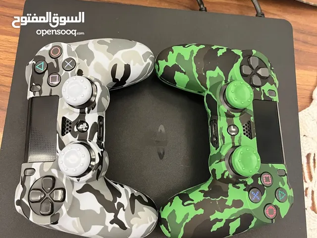 بلايستيشن 4 ممتاز سليم دراعين واحد تيرا و يحتوي على 10 ألعاب حالة الزيرو