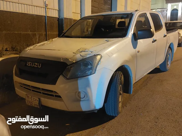Used Isuzu D-Max in Hafar Al Batin