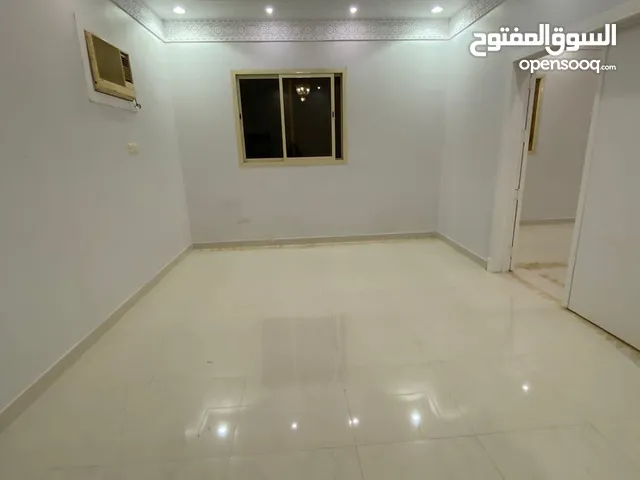 420 m2 3 Bedrooms Apartments for Rent in Al Riyadh Ishbiliyah