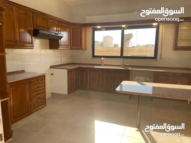 180 m2 3 Bedrooms Apartments for Rent in Amman Al Rabiah