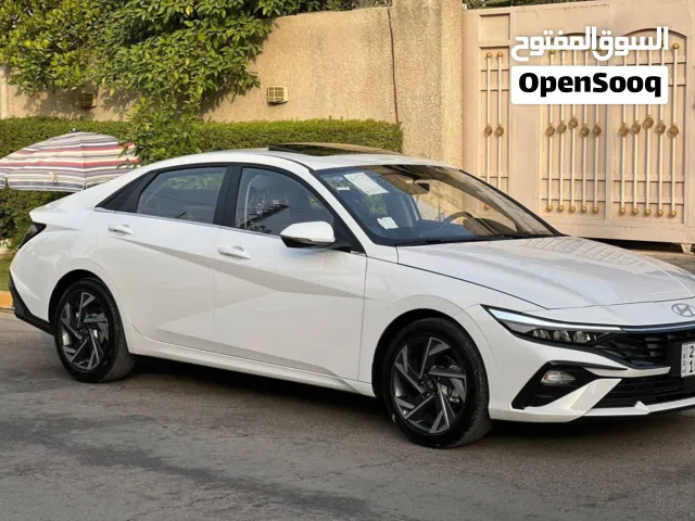 2024 Hyundai Elantra Limited