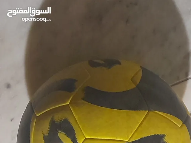 كورة اديداس للبيع بسعر 77 دينار