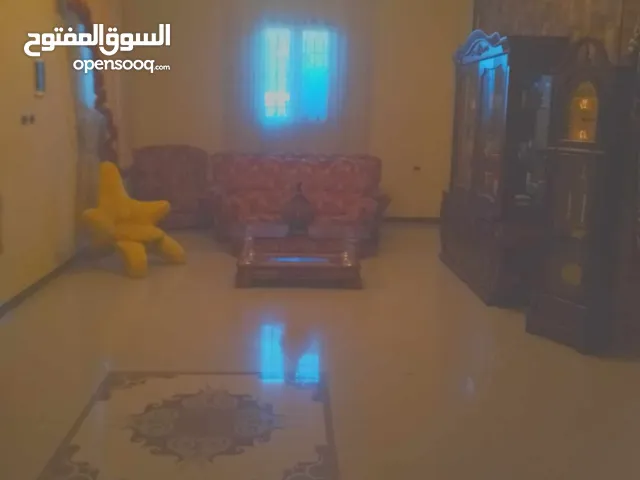 240m2 More than 6 bedrooms Townhouse for Sale in Tripoli Ain Zara