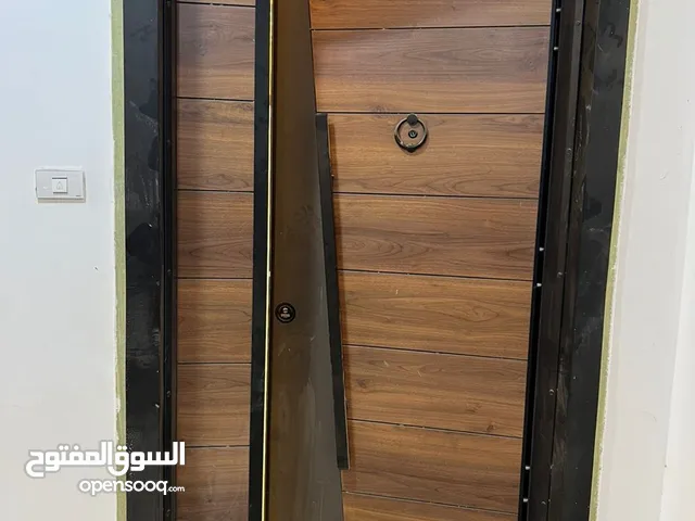 180m2 4 Bedrooms Apartments for Sale in Tripoli Al-Kremiah