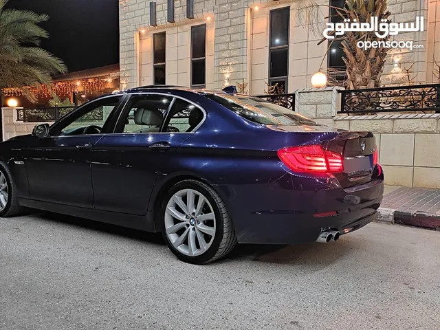بي ام 523محرك 2500 220 حصان طياره فحص نخب و دون اي حواث لون مميز ودون ا اعطال للمعني التواصل على رقم