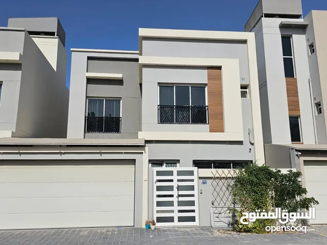 300 m2 4 Bedrooms Townhouse for Sale in Northern Governorate Bani Jamra