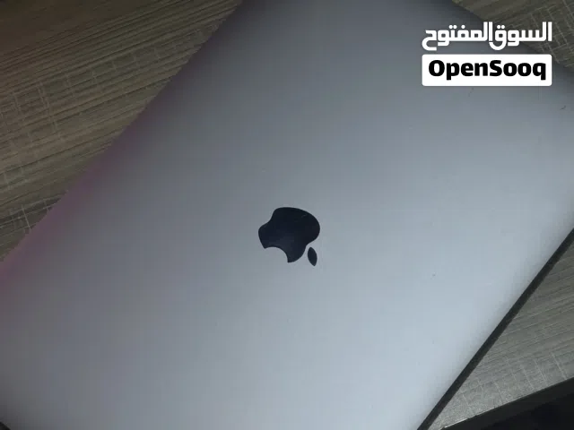جهاز ماك بوك برو 15 من ابرز مواصفاته intel i9 و 32gram باقي مواصفات بالوصف