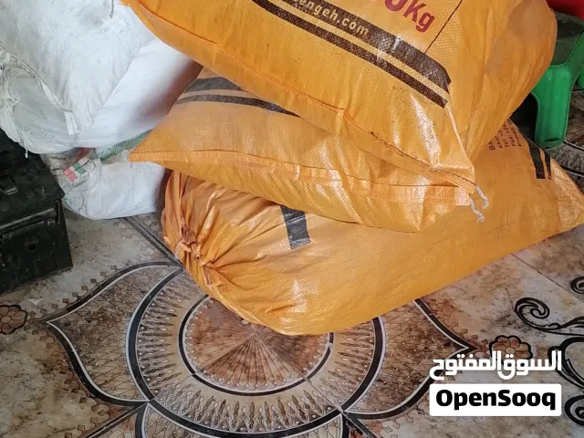 خبز يابس للبيع