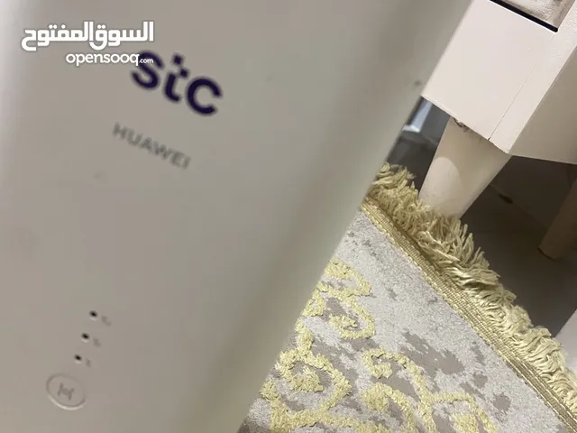 راوتر  stc 4G نظيف استخدام مرتين فقط مع كامل اغراضه