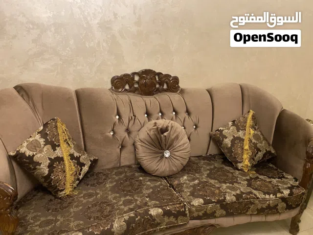 كنب للبيع....