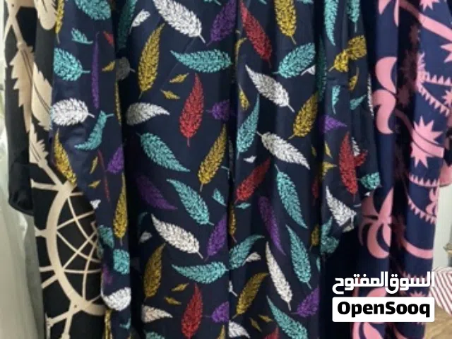 جلابيات بيتيه طويله قماشتها بااردده كل 4 حبات ب 12 د.ك