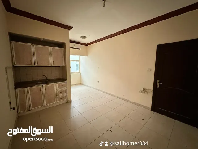 400 ft Studio Apartments for Rent in Sharjah Abu shagara