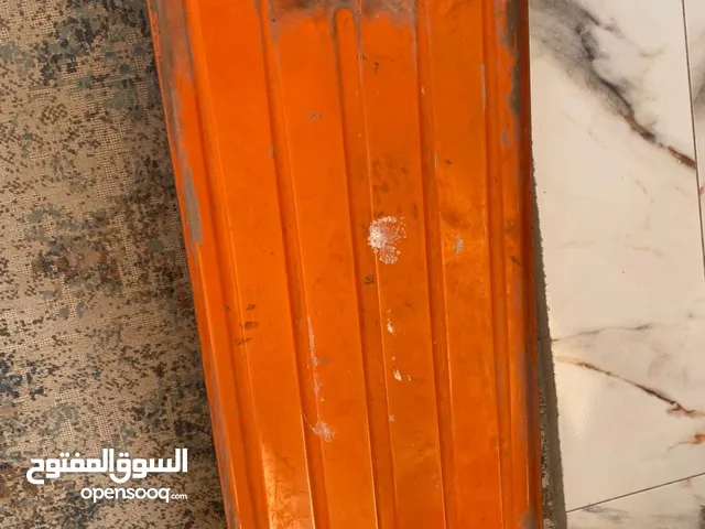 معدات للبيع