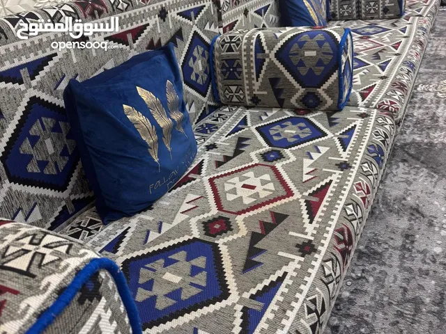تخم كعده عربيه 15 مقعد مستعمل نضيف جدا وبدون اي ضرر