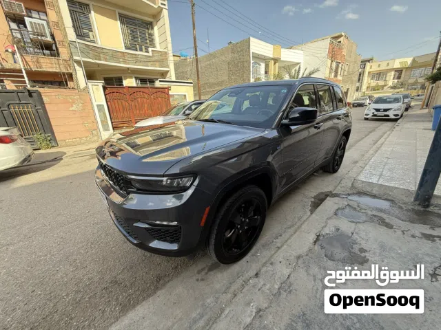 2023 جيب شيروكى Limited