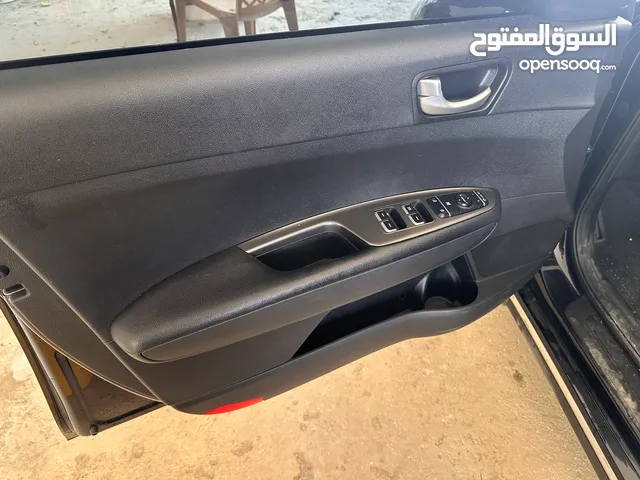 Used Kia K5 in Jenin