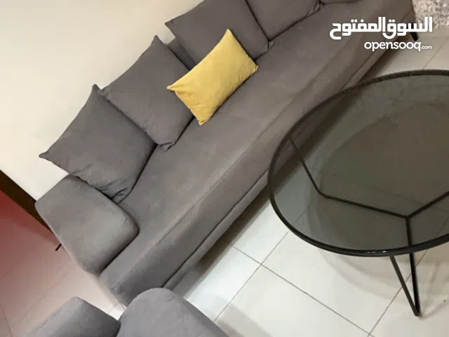 صوفا رمادي استعمال اقل من 5 اشهر