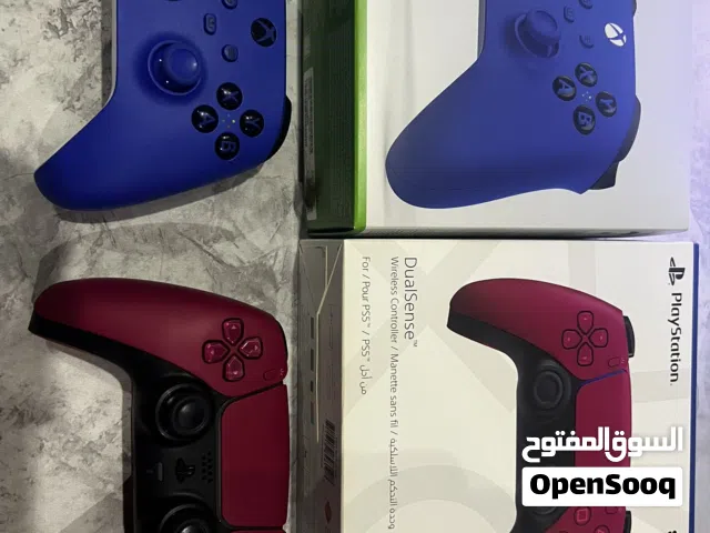 PS5 & XBOX controllers