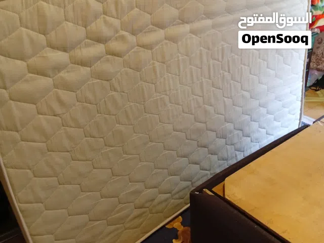 فرشة مفرد ونص