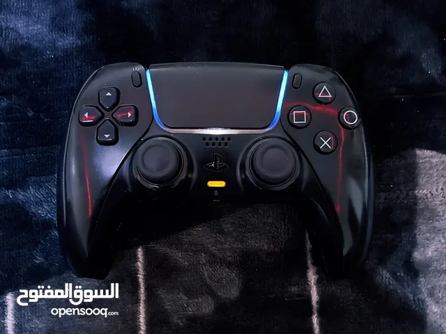 يد سوني 5 لون اسود نظيفة وشغالة عرض خاص