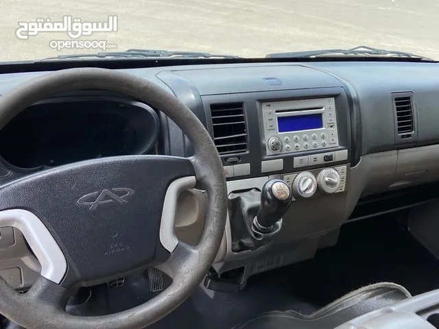 Used Toyota Hiace in Al Dakhiliya