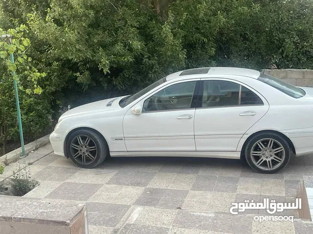سياره مرسيدس c200 موديل 2006 فحص كامل فل اضافات كامل ممشى قليل 155 الف