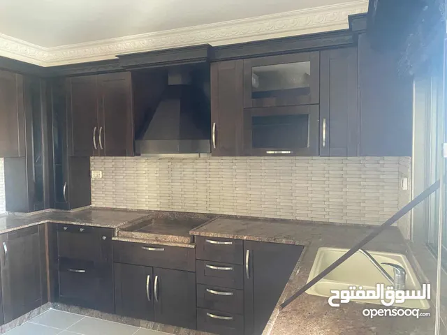 170 m2 3 Bedrooms Apartments for Rent in Ramallah and Al-Bireh Al Tira