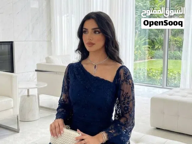 *تكراااار للمره الخامسه * قماش دانتيل نخب اول الالوان : خمري كحلي المقاسات 36 38 40 42