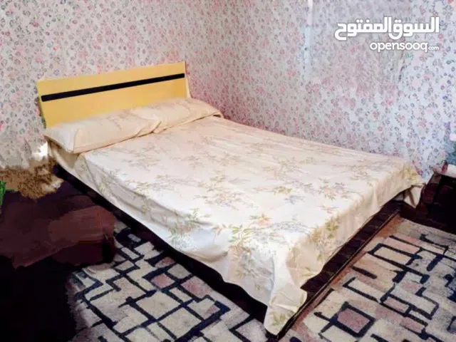 سرير فخم نفر ونص مع الفرش ضغط درجة اولى بسعر عرطه