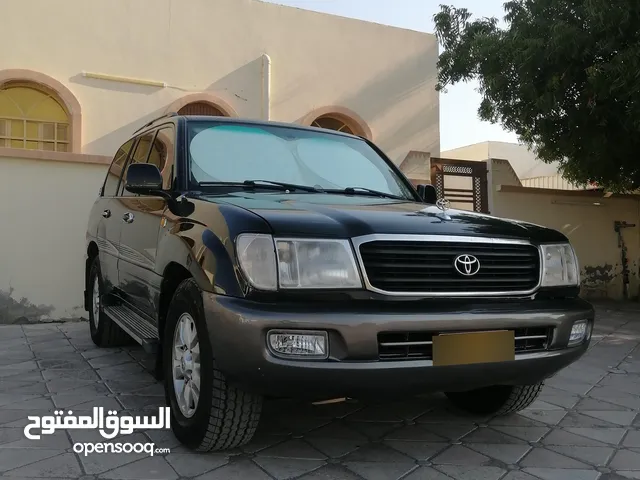 Used Toyota Land Cruiser in Muscat