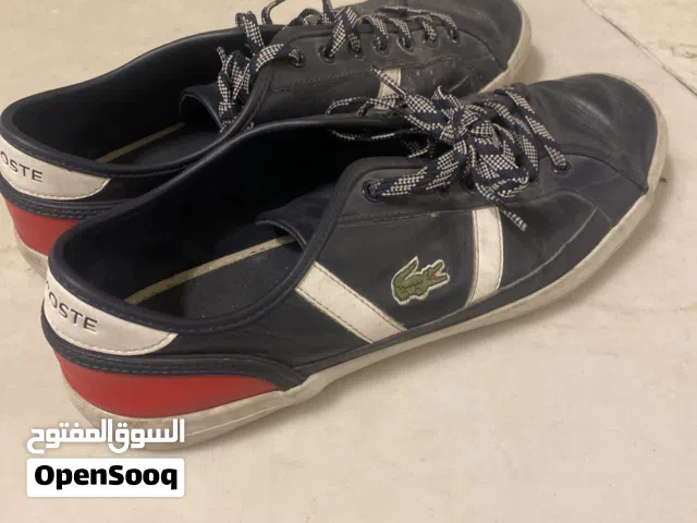 جوتي لاكوست