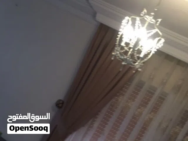 ثريات عدد 3 بحالة ممتازة ايكيا