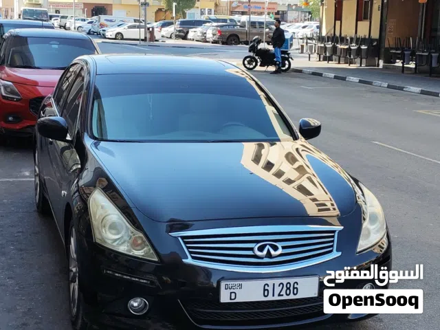 2012 إنفينيتي G37