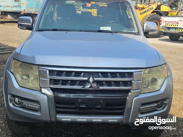 Mitsubishi Pajero 2015Model