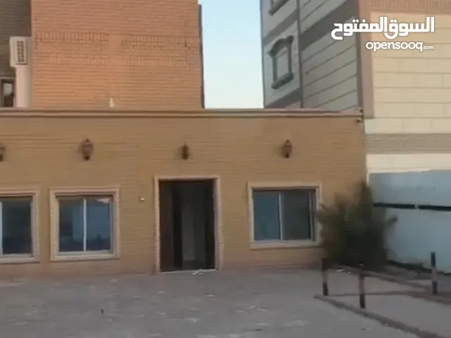 400 m2 More than 6 bedrooms Townhouse for Sale in Mubarak Al-Kabeer Al-Qusour