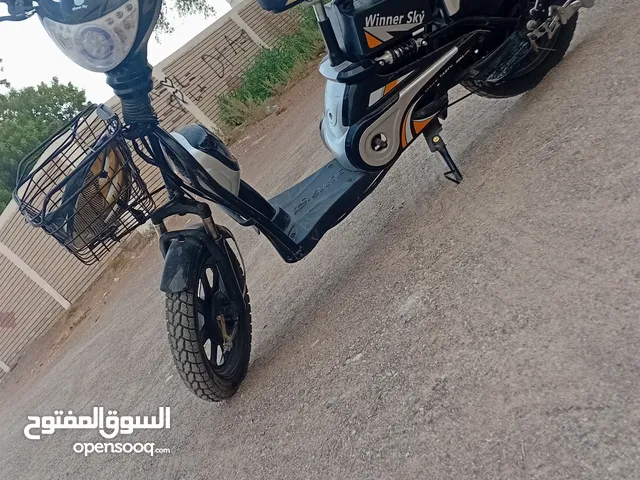 سكوتر كهربائي للبيع بدون بطاريه
