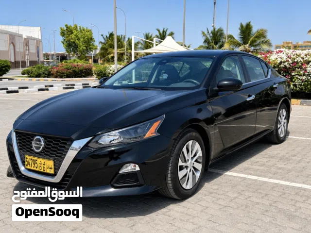 2022 نيسان التيما S