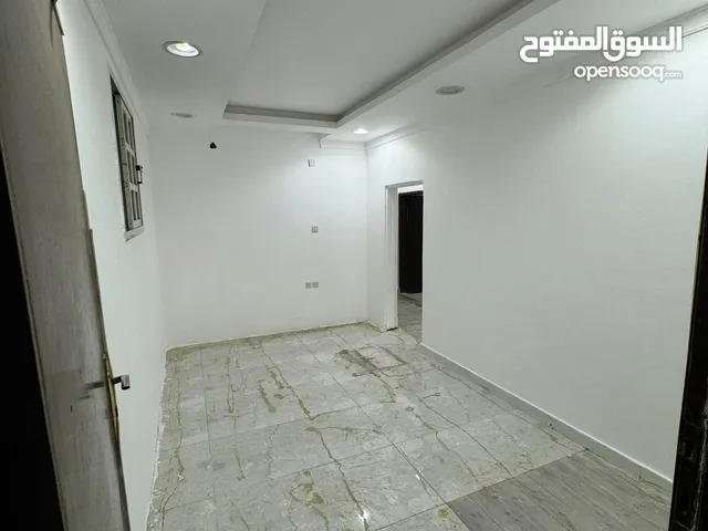 1 m2 2 Bedrooms Apartments for Rent in Farwaniya Abdullah Al-Mubarak