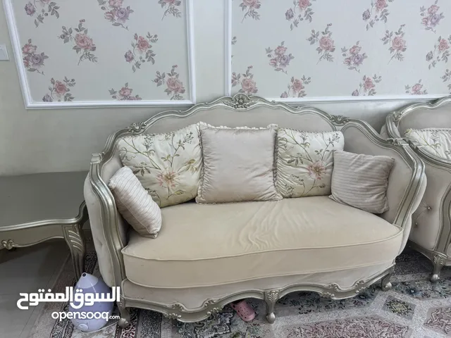 كراسي لصالة الجلوس من هوم ار اس