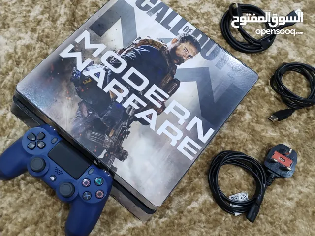 PlayStation 4 PlayStation for sale in Al Riyadh