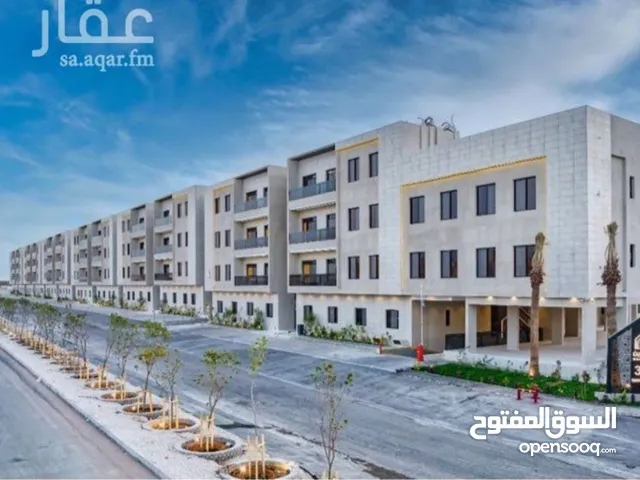 174 m2 4 Bedrooms Apartments for Rent in Al Riyadh Ar Rimal