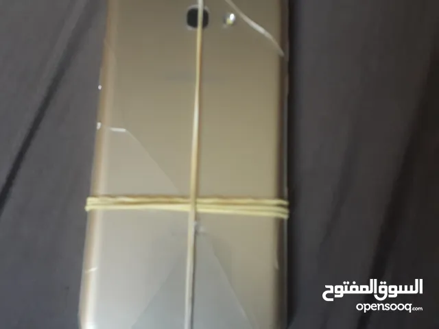 Samsung Galaxy A7 32 GB in Zarqa