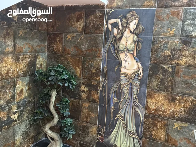 بيت مميز في موقع مميز شبه تجاري